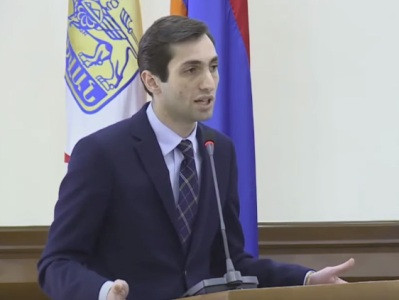 Պատրաստ եմ դատախազությանը նյութեր տրամադրել քաղաքապետի անվամբ ստորագրության կեղծման մասին. ընդդիմադիր