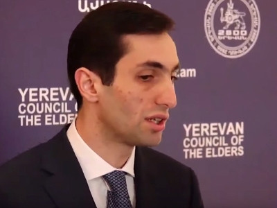 Երեւում է՝ ինձ թերագնահատել են. ես ունեմ այդ փաստաթղթի բնօրինակը՝ առաջին կեղծված տարբերակը. Խաժակյան