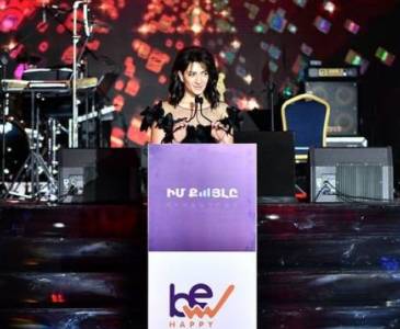 «Հրապարակ». Աննա Հակոբյանի «փողահավաքն» այս անգամ «օրհնել» են մշակութային դեմքերը, որ քննադատություն չհնչի