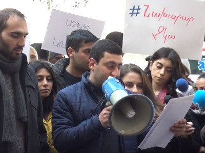 «Արայիկ Հարությունյանը սպասարկում է նեղ խմբի շահերը»․ ՀՅԴ-ականները ԿԳՄՍ նախարարի հրաժարականի 15 պատճառ ներկայացրեցին