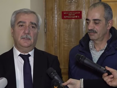 Անդրանիկ Քոչարյանը թույլ չտվեց, որ գեներալ Մարդոյանը պատասխանի ապրիլյան պատերազմի մասին լրագրողների հարցերին