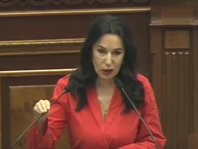 «Բարեփոխել բառից ես ներվայնանում եմ». Նաիրա Զոհրաբյան