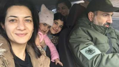 «Ժողովուրդ». Փաշինյանի ընտանիքին քննադատողները իրենց «քիթները խոթում են» ուրիշի անձնական կյանք. «Իմքայլական»