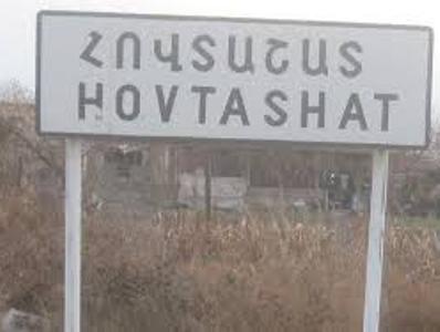 Վարկածներից մեկն այն է, որ Հովտաշատում միջադեպի հիմքում կանգնած է Արարատի մարզպետը. «Մեդիա պաշտպան»