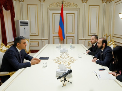 Armenian parliamentary speaker meets with Ombudsman