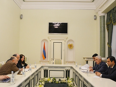 Armenia Prosecutor General's Office hosts discussion on introduction of electronic justice