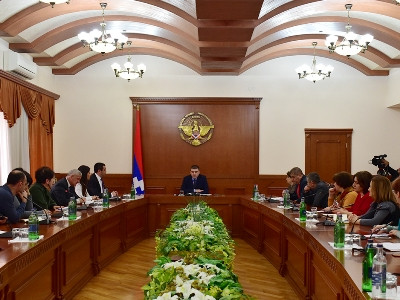 Արցախում 2019-ին աշխատավարձերը բարձրացել է 8 տոկոսով. Պետնախարարն ամփոփել է տարին