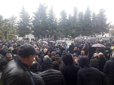 Abkhazia Parliament adopts decision calling on President to resign