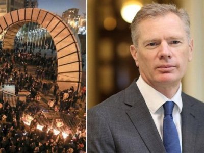 Iranian MFA summons UK ambassador for participating in unauthorized rally in Tehran