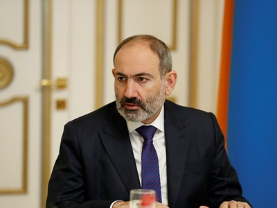 Armenia PM discusses staff programs, activities within 2020 budget