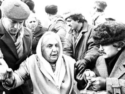 Ex-Baku refugee: Azerbaijanis were congratulating us during 1988 earthquake in Armenia
