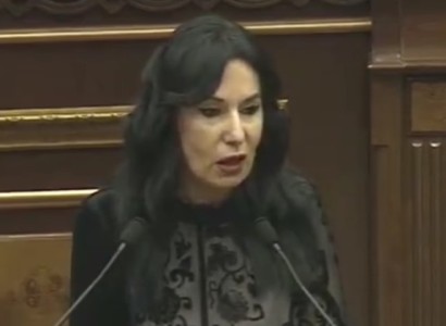 «Այո, վիրավորում եմ, լավ եմ անում». Նաիրա Զոհրաբյան