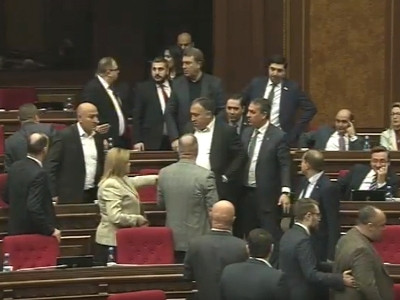 Scuffle occurs in Armenia parliament
