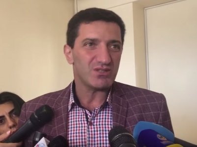 «Մենք ռազբորկա չենք անում. ճնշելու տեղը ստեղ չի, դուրս կա». Գեւորգ Պետրոսյանը՝ ԱԺ-ում քաշքշուկի մասին