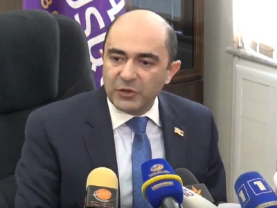 «Տղաներ եւ սիրելի աղջիկներ, էսօր կաք, վաղը չկաք, ձեզ նորմալ պահեք». Մարուքյան