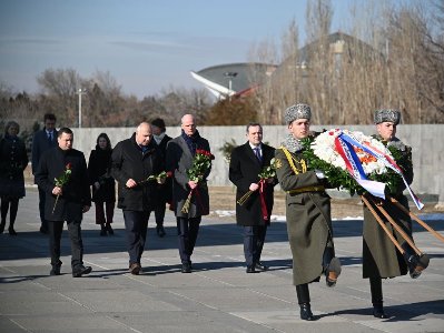 Dutch Foreign Minister visits Armenian Genocide Memorial (PHOTOS)