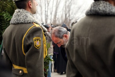 Armenia political, military elite visits Yerablur Military Pantheon (PHOTOS)