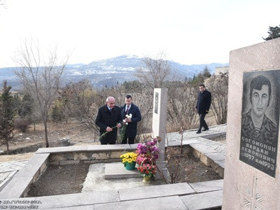 Artsakh President visits Stepanakert memorial complex