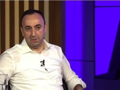 Փորձեմ հակառակ կողմից նայել․ գուցե քծնանք էր իմ դստերը կրթաթոշակ տա՞լը. Հրայր Թովմասյան