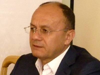 Armenia ex-defense minister on his relations with incumbent authorities