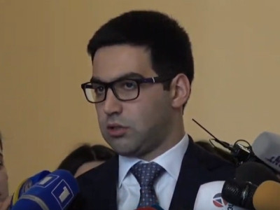 Քաղաքական որոշում է․ Բադասյանը՝ Սահմանադրական բարեփոխումների հանձնաժողովում Արփինե Հովհաննիսյանին չընդգրկելու մասին