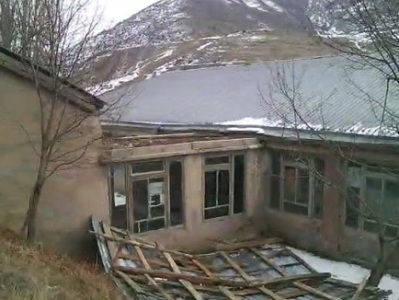 Դարպաս գյուղում քամին վնասել է դպրոցի տանիքը (ֆոտո)