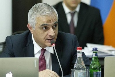 Newspaper: Kazakhstan quite combat-ready on transportation of vehicles from Armenia