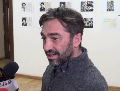 «Հրապարակ».«Հիմա որ Ստալինի, Հիտլերի, կամ Քոչարյանի դերը խաղամ, դա կարող է քննարկման թեմա՞ լինել».«Իմ քայլի» պատգամավոր