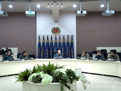 Խորհրդակցություն Փրկարար ծառայությունում. ՀՀ մարզերում կծավալվեն ժամանակավոր հենակետեր (ֆոտո)