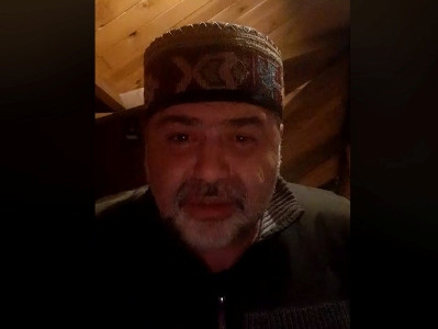 Karabakh restaurant owner: It's not befitting a PM, a man