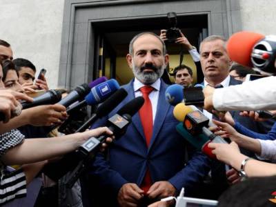 «Փաստ». Իշխանությունը ՍԴ հարցում փակուղու առջեւ է. լուծման տարբերակ չունեն, իսկ ՍԴ թնջուկը ավելի է խճճվում