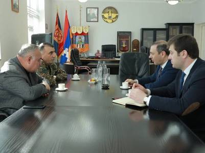 Karabakh Defense Army commander meets with Armenia Security Council chief