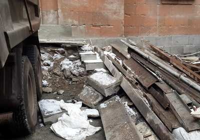 «Ժողովուրդ». Հյուրանոցի կառուցման համար 200-ամյա շենքը քանդվում է. ինչ առնչություն ունի Գալուստ Սահակյանի որդին