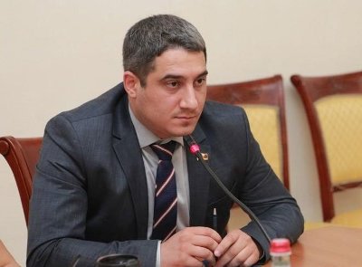 «Իմաստը ո՞րն էր Սարհատ Պետրոսյանին նեղացնելու ու հեշտ ու հանգիստ համակարգից բաց թողնելու». Էդգար Առաքելյան