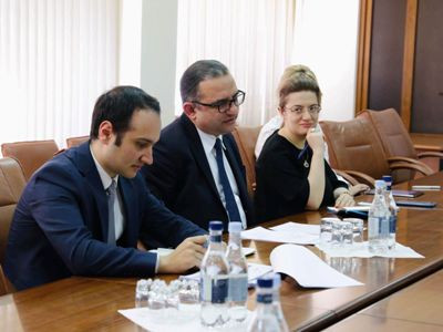 Կանաչ տնտեսությունից` մինչև արտադրողականություն. Նախարարը ՎԶԵԲ փոխնախագահի հետ քննարկել է համագործակցության օրակարգը