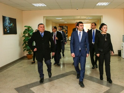 Armenia high-tech industry minister pays working visit to Artsakh