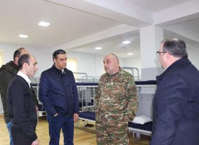 Armenia's Ombudsman visits Artsakh military units