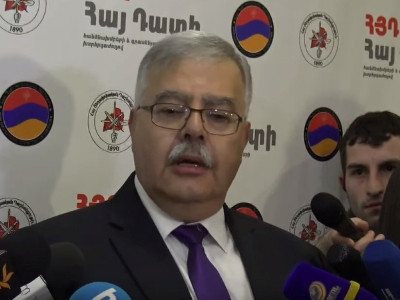 «Ինչ արդյունք էլ լինի Արցախի բանակցություններում, դրանք պետք է դրվեն ժողովրդական հանրաքվեի». ՀՅԴ բյուրոյի ներկայացուցիչ