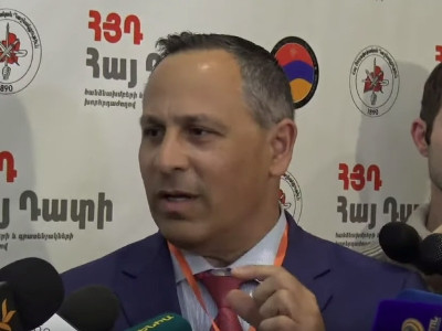 «Հիմա պատերազմի դաշտում ենք. հաջորդ քայլը Սպիտակ տունն է». Րաֆֆի Համբարյանը՝ Ցեղասպանությունը ճանաչելու մասին