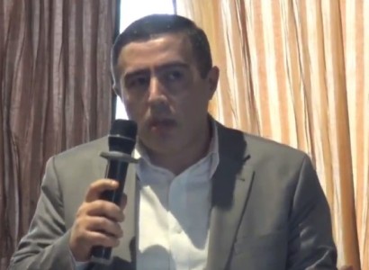 Ոստիկանը դուրս է եկել «Վիլիսից», որպեսզի փախչի, եւ դաժան ծեծի է ենթարկվել ցուցարարների կողմից. Բագրատ Միկոյան