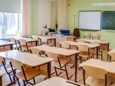 Armenia PM: Government has decided to stop classes for a week