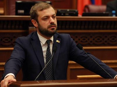 «Ձայնդ կտրի, հանգստացեք, թուլացեք եւ վայելեք». Գեւորգ Պապոյանը՝ Մարուքյանին եւ ԼՀԿ-ականներին