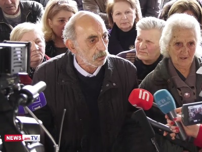 Տղայիս 20 հոգով գցեցին գետնին ու տշելով մտցրին մեքենան. «Վստրեչի Ապերի» ընկերոջ հայր