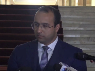 Ոստիկանությունը քրգործով անցնող որեւէ մեկին ասֆալտին պառկեցնելու համար միջնորդություն անելու կարիք չունի. Հայկ Սարգսյան