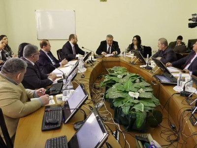 Զանգեզուրի պղնձամոլիբդենային գործարանը պարտավորվել է 70 հա անտառ տնկել. նախարար