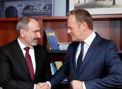 Armenia PM meets with European People's Party President