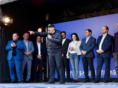 «Մենք ասում ենք՝ «Հրայր Թովմասյան չզբաղվել պոլիտիկա». Նիկոլ Փաշինյան
