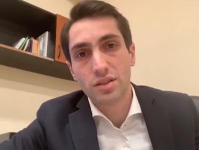 Պոլիկլինիկաներ եւ սպորտդպրոցներ պետք է կահավորենք. Խաժակյանի առաջարկությունը քաղաքապետարանին