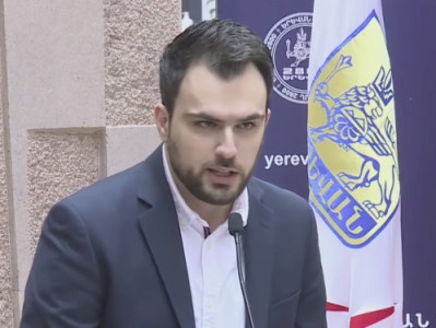 Ձեր ելույթում առնվազն մի քանի անգամ ստեցիք, չնայած ես այլեւս չեմ զարմանում. Գրիգոր Երիցյանը՝ Դավիթ Խաժակյանին