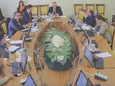 Ձեր նախագծի տեքստային տարբերակը կարող ենք դնել ու իրար հետ համեմատել. Բադասյանը՝ Սիմոնյանին